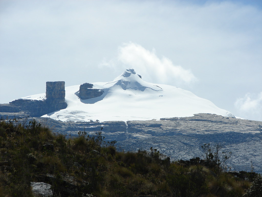 Pan de Azucar y Pulpito del Diablo — foto de Juan Peláez