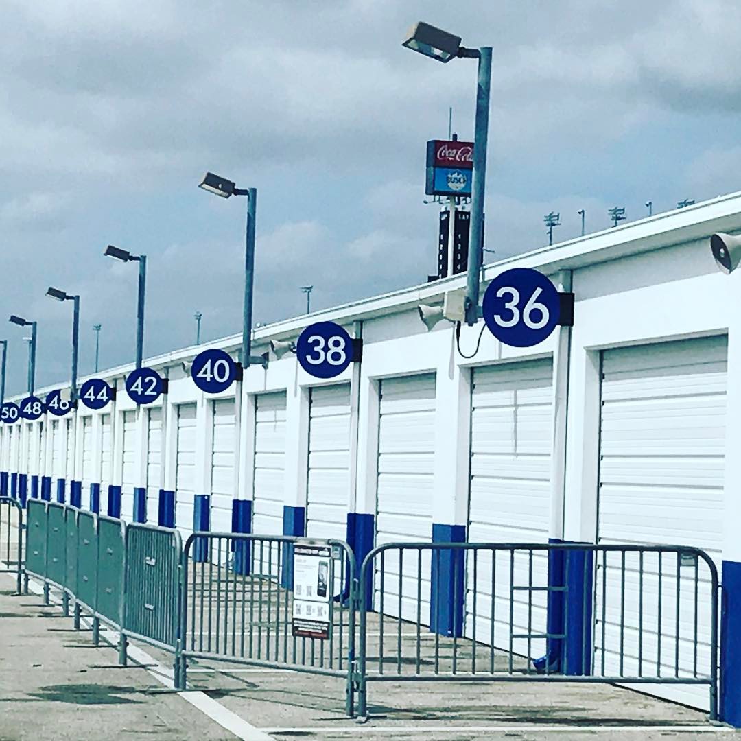 Pits — foto de Juan Peláez